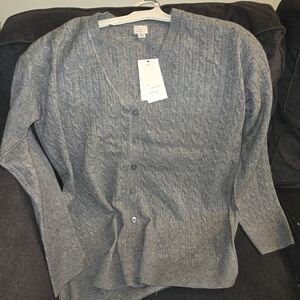 Womens Sweater Size Med